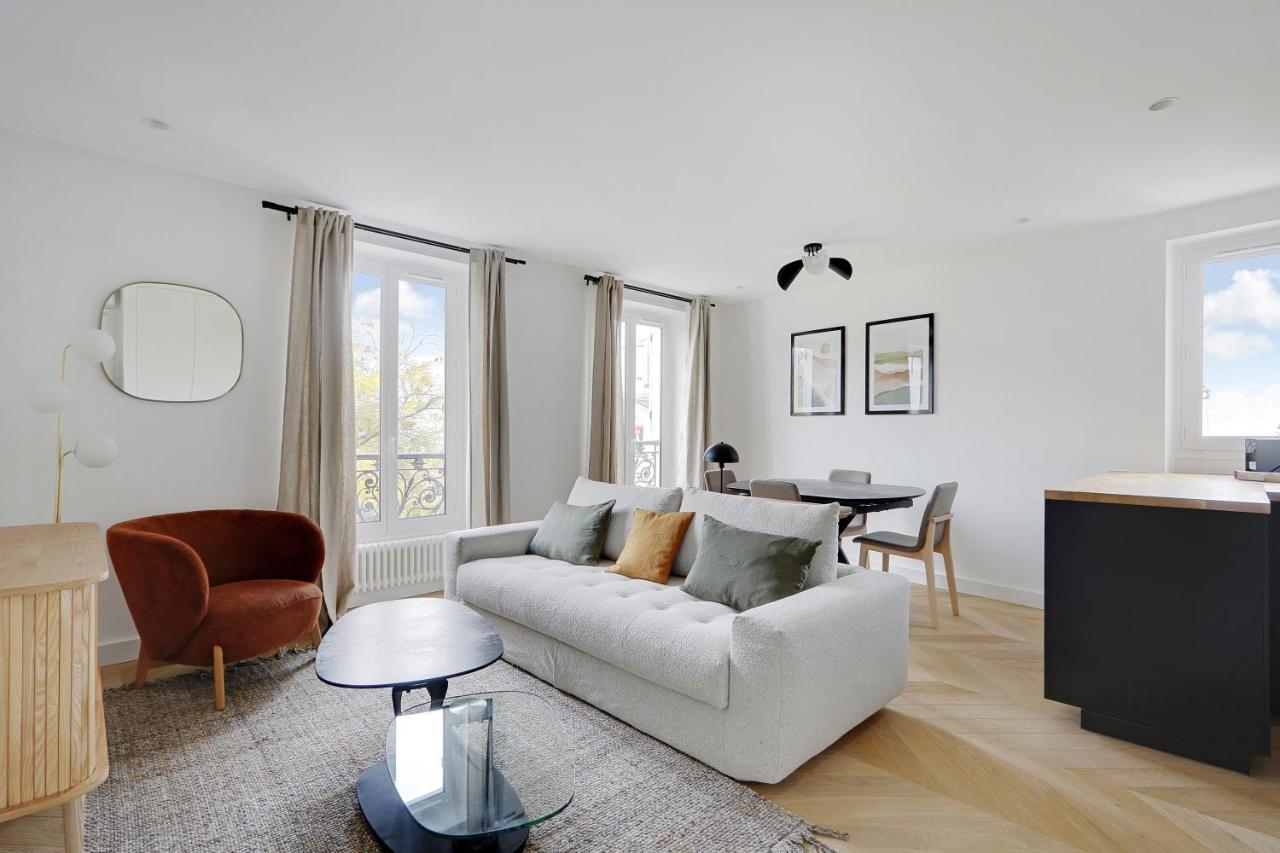 Pick A Flat'S Apartment On Place Du Tertre パリ エクステリア 写真
