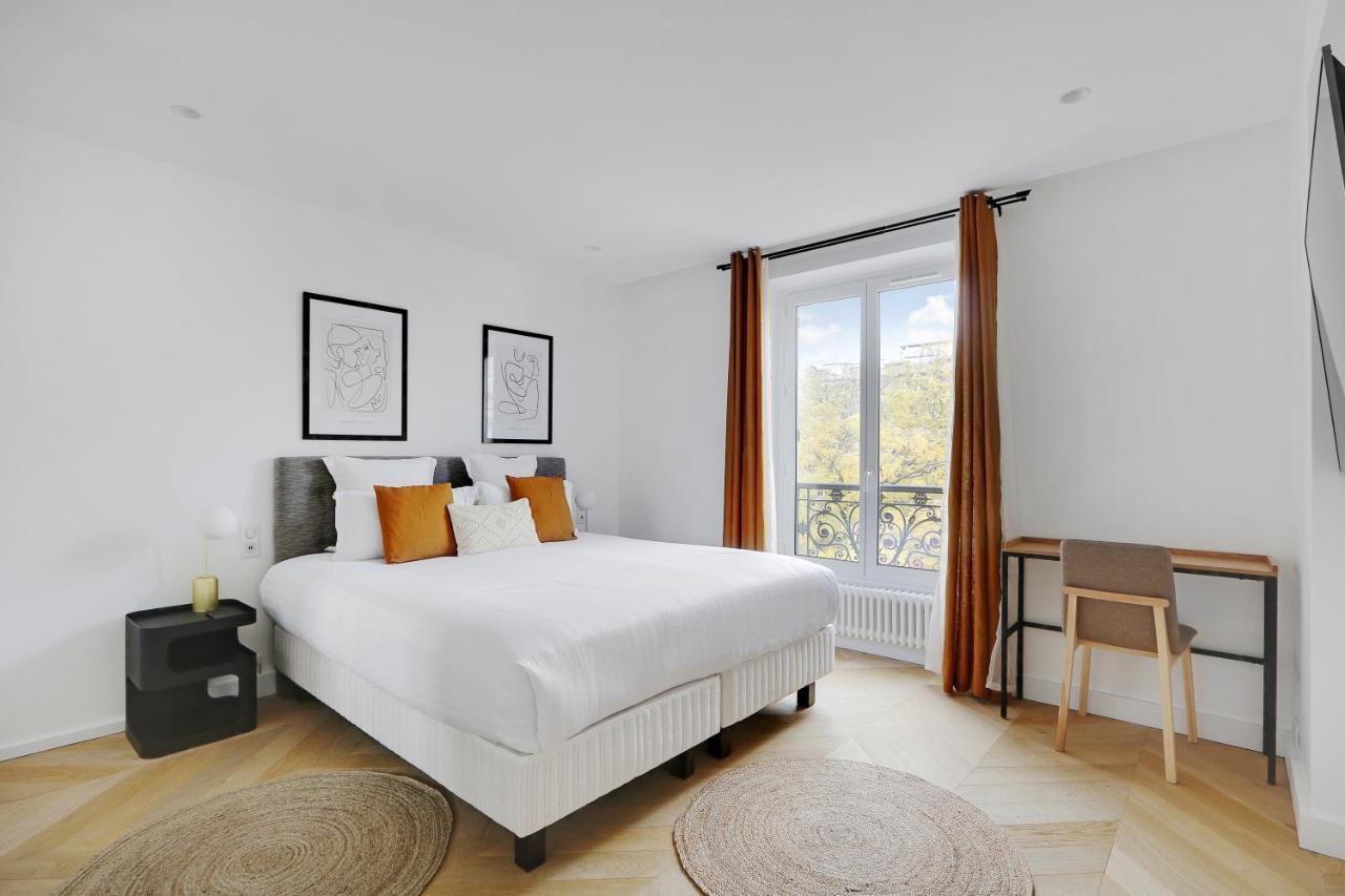 Pick A Flat'S Apartment On Place Du Tertre パリ エクステリア 写真